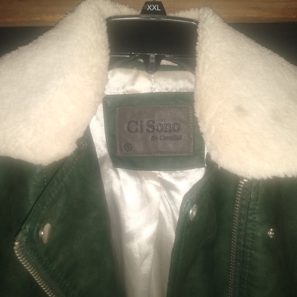 Jacket - Picture 4 of 4